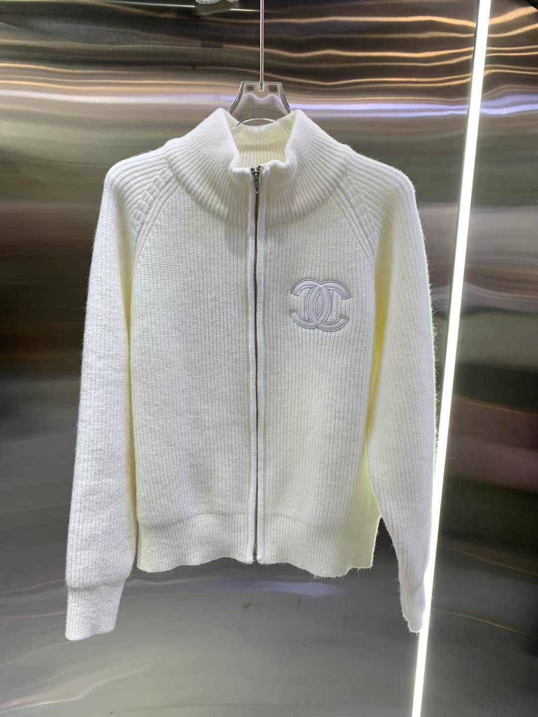 Chanel zip-up cardigan white