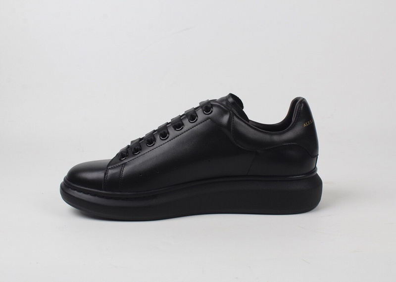 Alexander McQueen Oversized Sneaker in all black calf leather