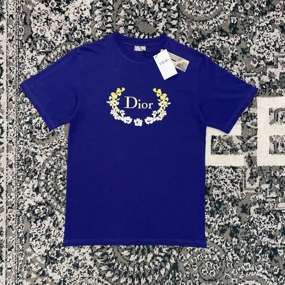 Dior Homme purple cotton T-shirt with a white and yellow floral logo print.