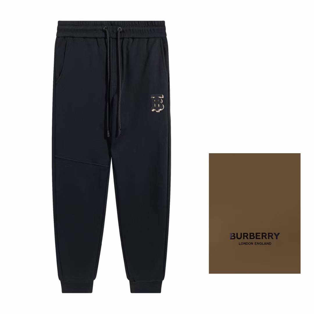 burberry Men's black regular fit sweatpants in a cotton