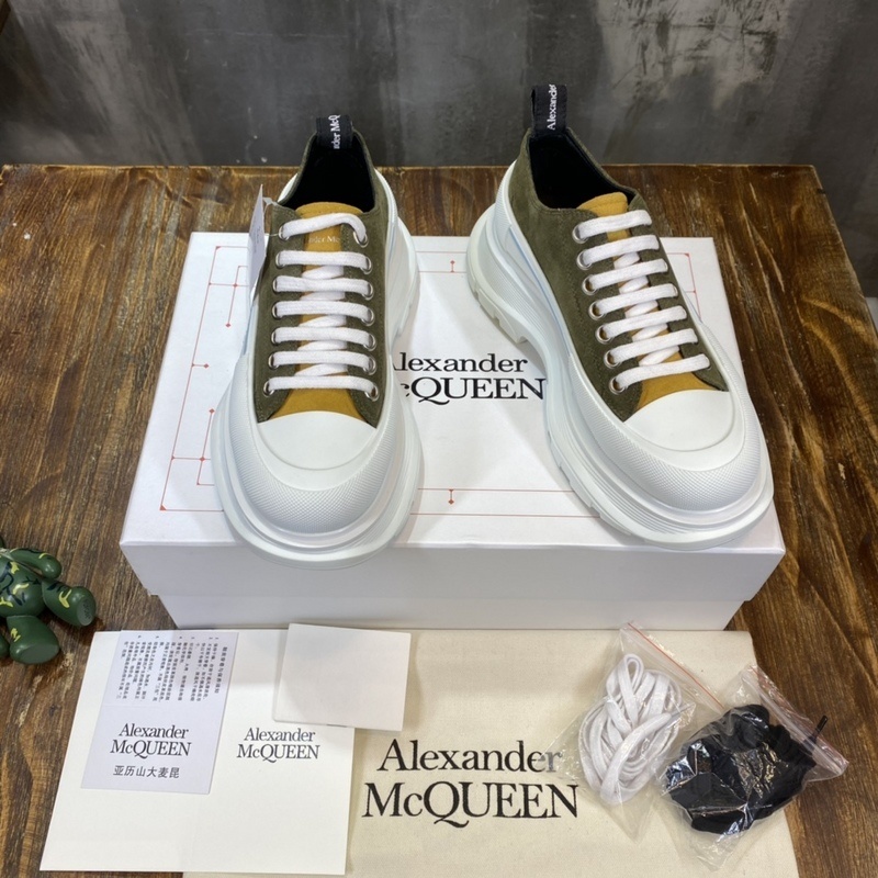 Alexander McQueen Tread Slick lace-up sneakers