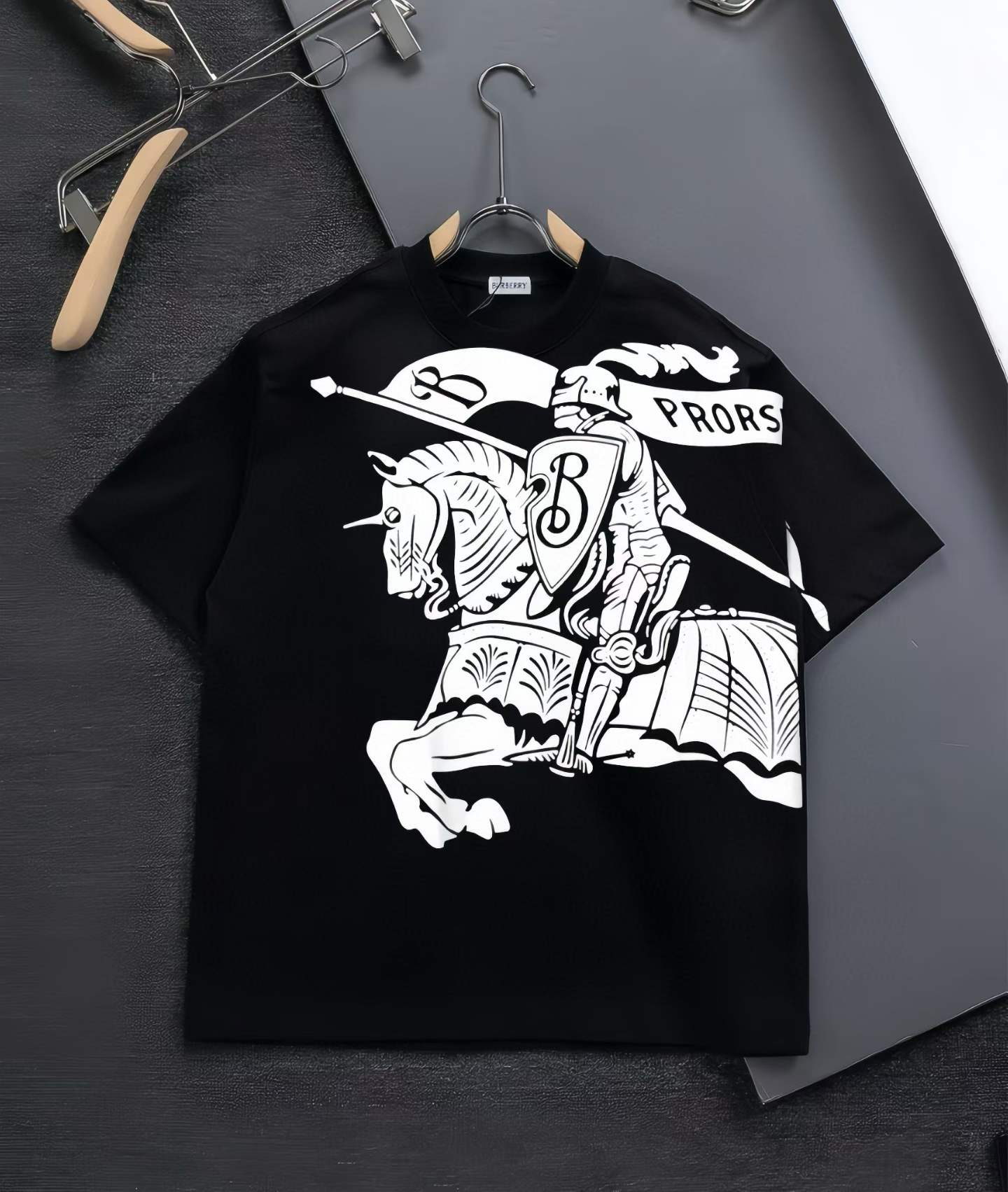 Burberry black cotton Equestrian Knight Design (EKD) T-shirt