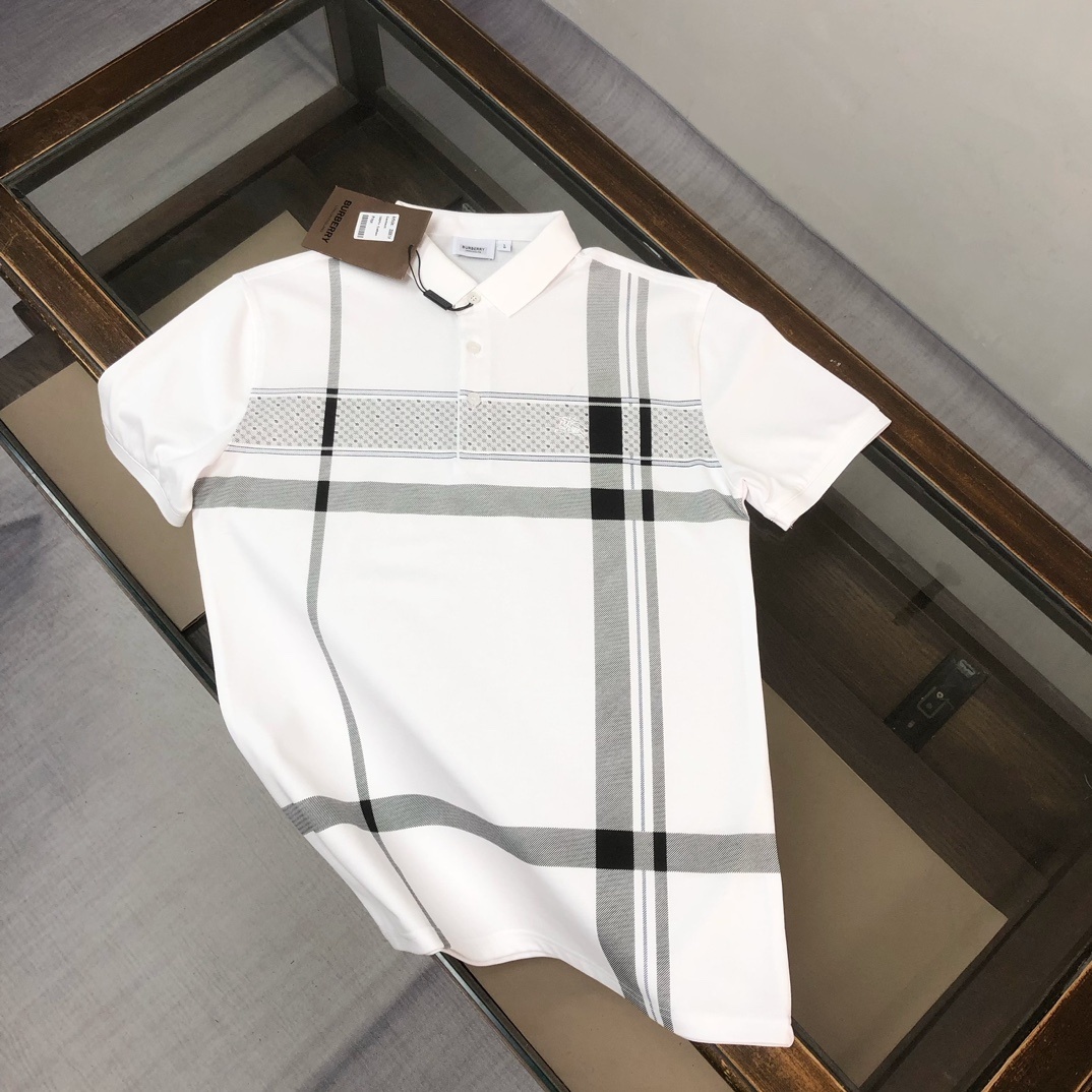 Burberry white and black checkered polo T-shirt