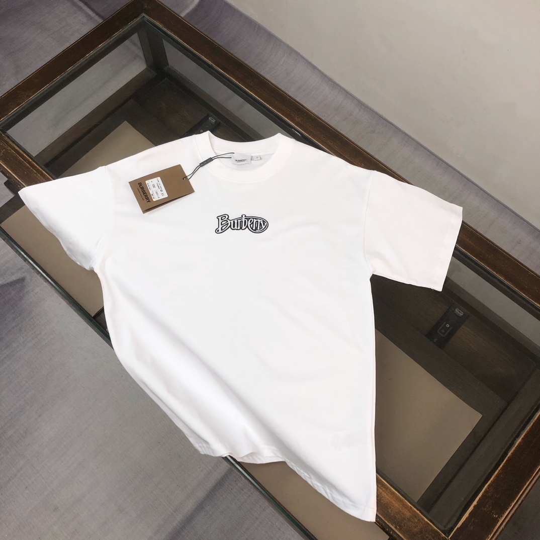 Burberry T-Shirt