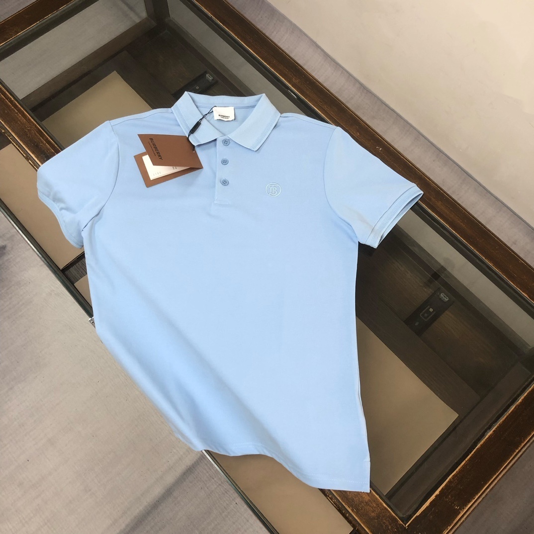 Burberry polo shirt in piqué cotton.