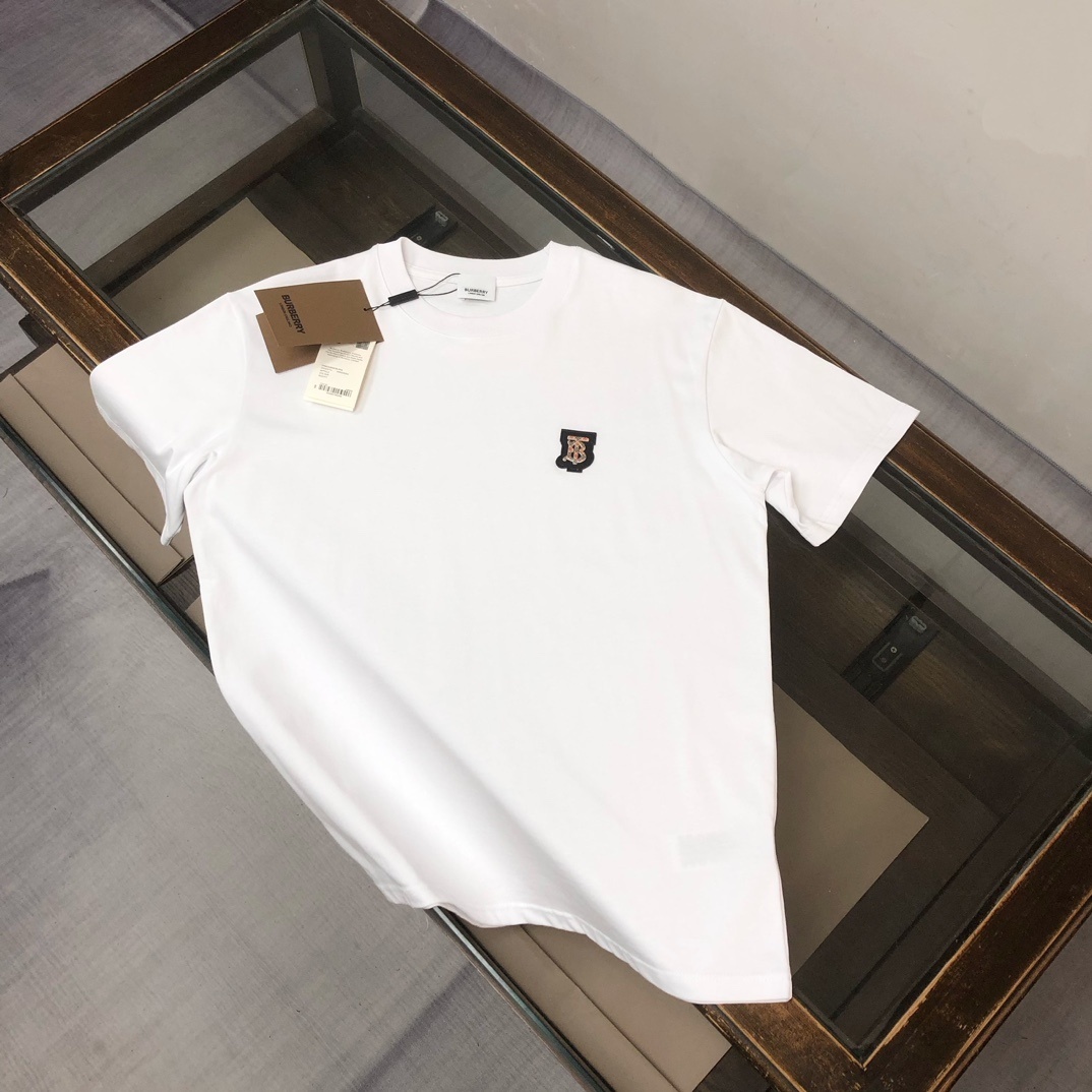 Burberry t-shirt with the TB monogram logo on the chest.