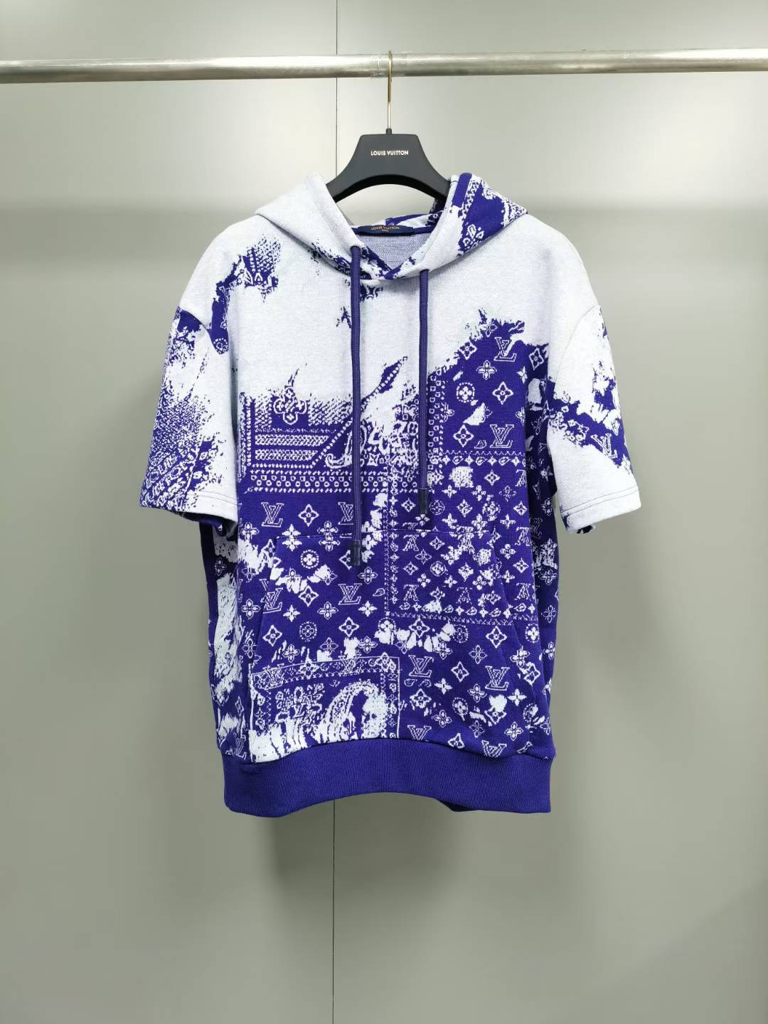 LV Monogram Bandana Jacquard Short Sleeve Hoodie in blue cotton