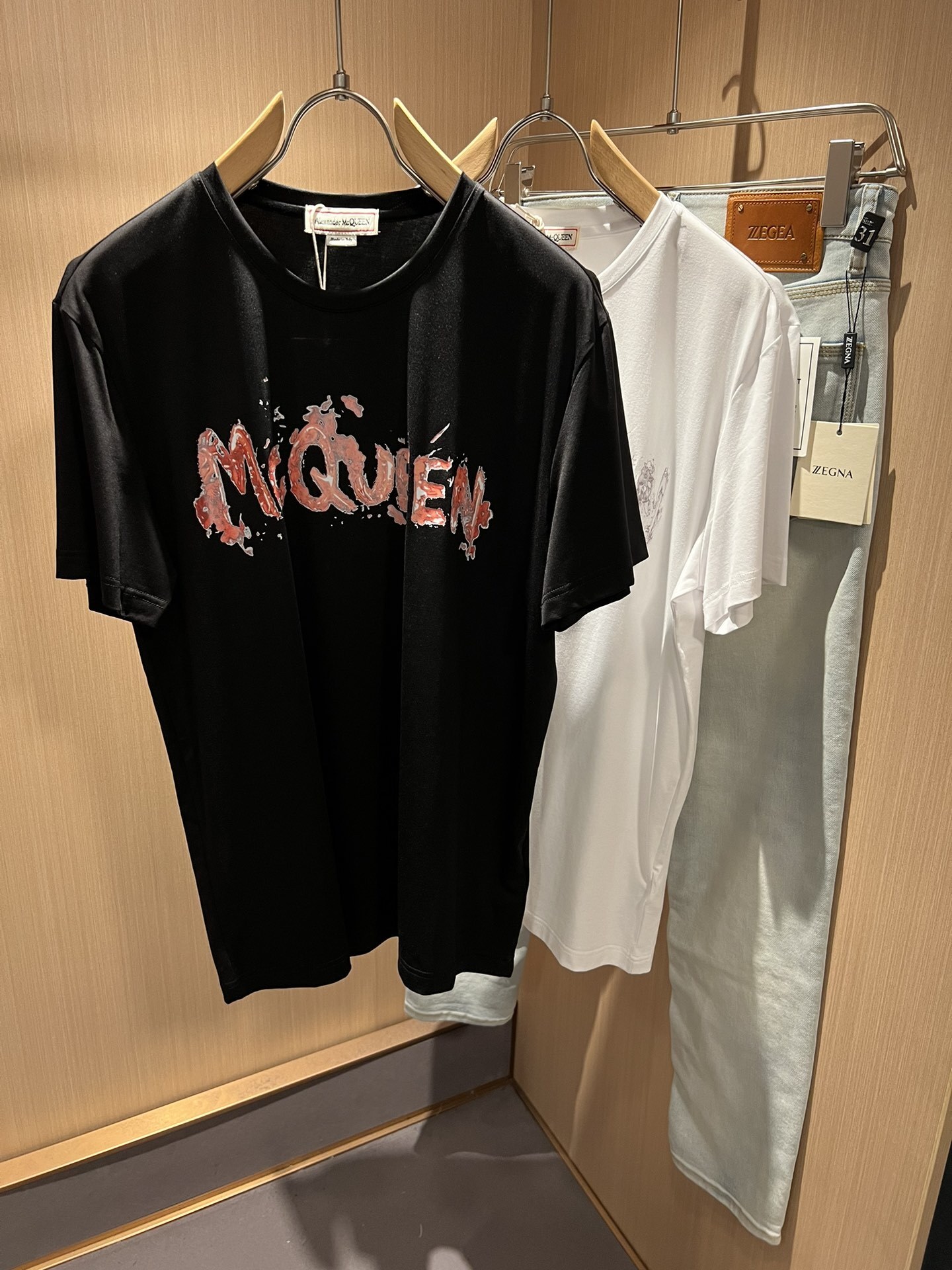 Alexander McQueen black cotton t-shirt with a graffiti logo print.