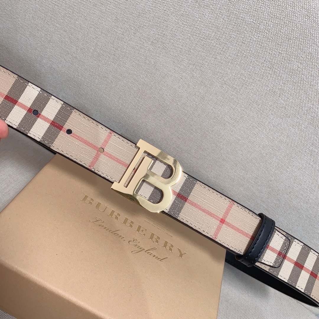 Burberry Reversible Check TB belt with a gold-plated Thomas Burberry Monogram plaque buckle.