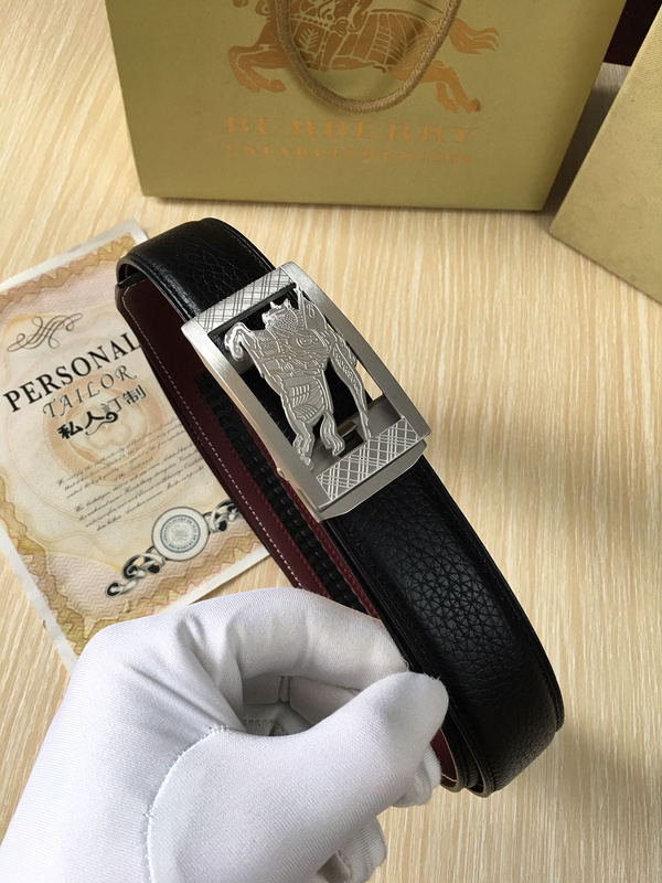 Burberry black genuine leather belt with a silver-tone animal-motif buckle