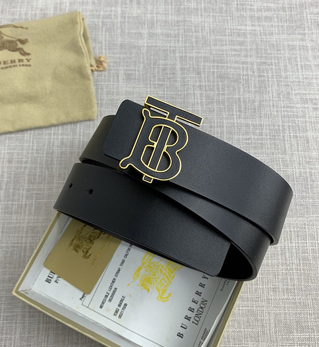 Burberry Reversible Leather TB Belt with a gold-plated Thomas Burberry Monogram plaque buckle, crafted from calf leather in black