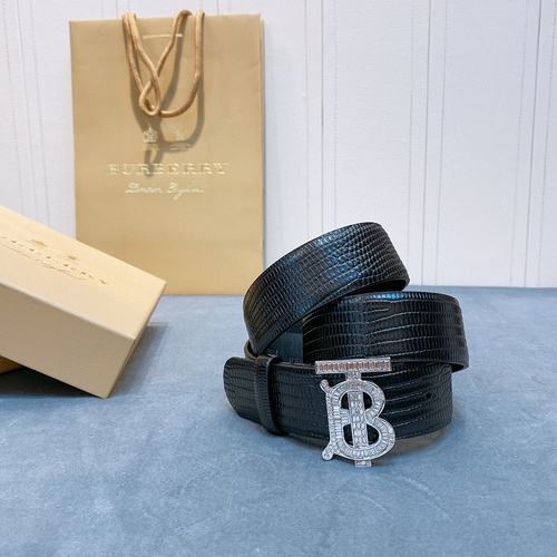 Burberry belt with a TB monogram buckle