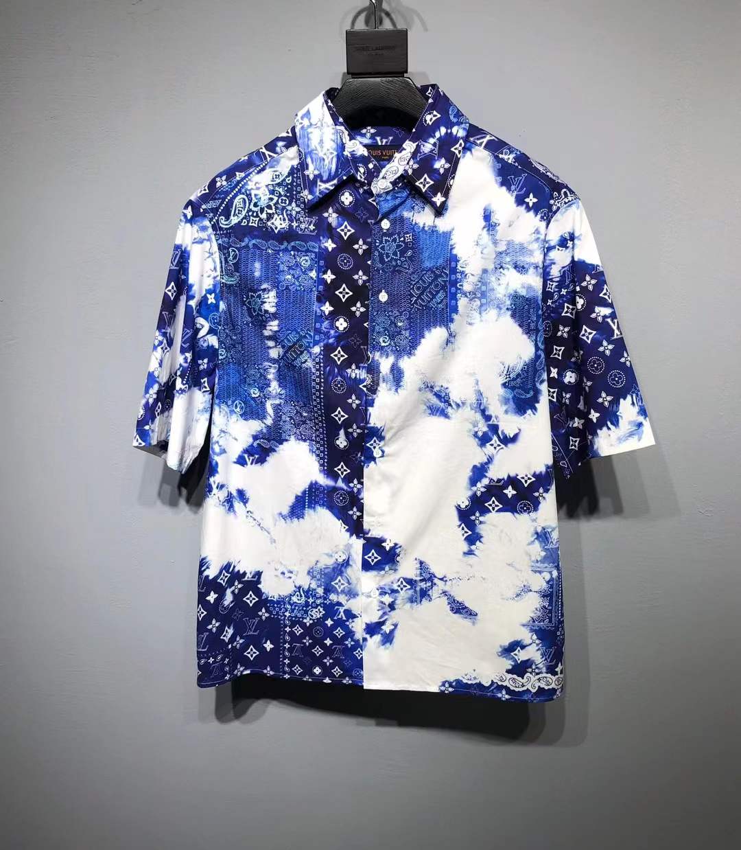 LV Monogram Bandana Short-Sleeved Shirt in bleached blue cotton