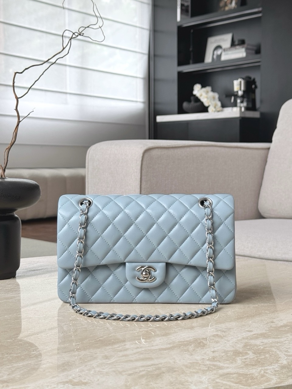 Chanel CF Bags Code 10537 CF25CM Lambskin Size 15.5×25.5×6.5cm