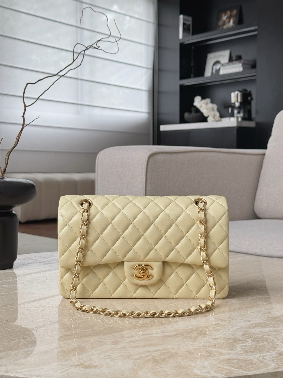 Chanel CF Bags Code 10534 CF25CM Lambskin Size 15.5×25.5×6.5cm