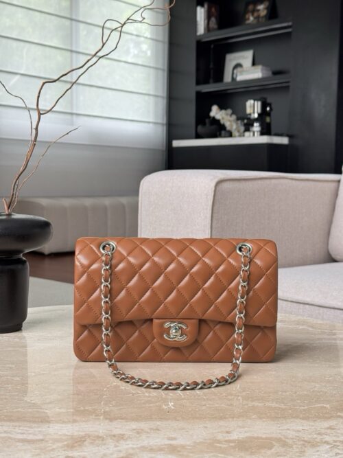 Chanel CF Bags Code 10509 CF25CM Lambskin Size 15.5x25x6cm