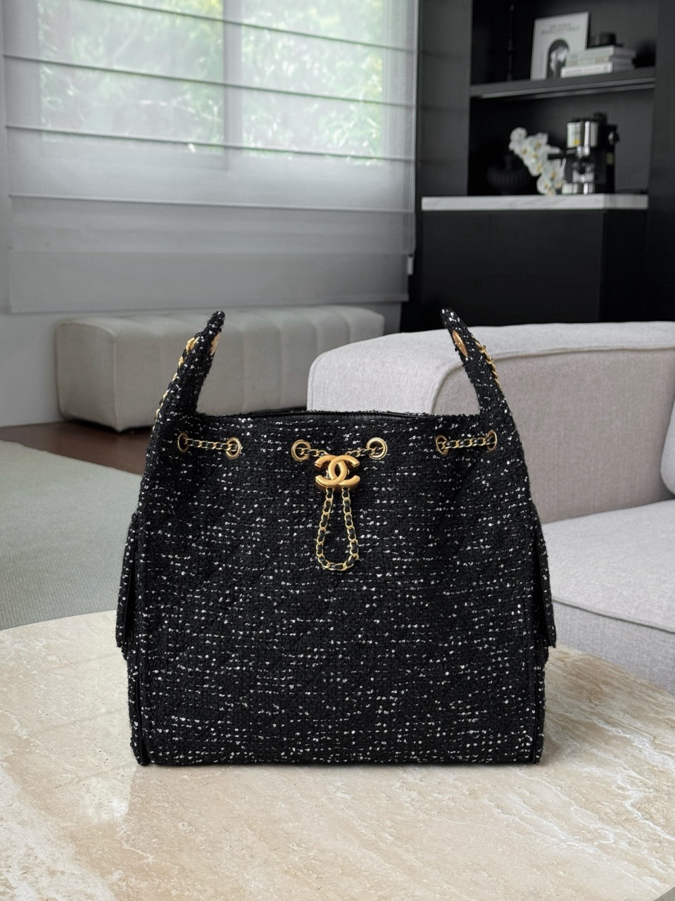 Chanel 25 Hobo bag in black tweed with gold-tone metal hardware Medium Size 30x40x15cm
