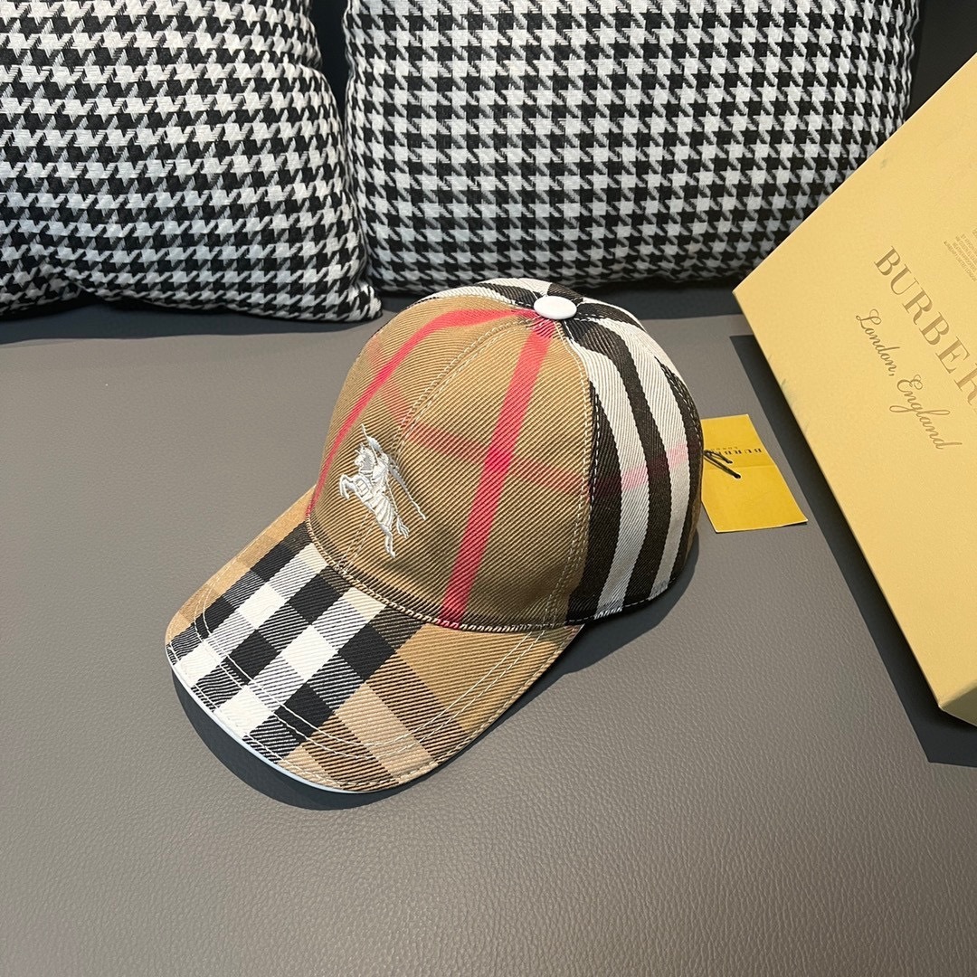 Burberry Check Cotton Baseball Cap in archive beige