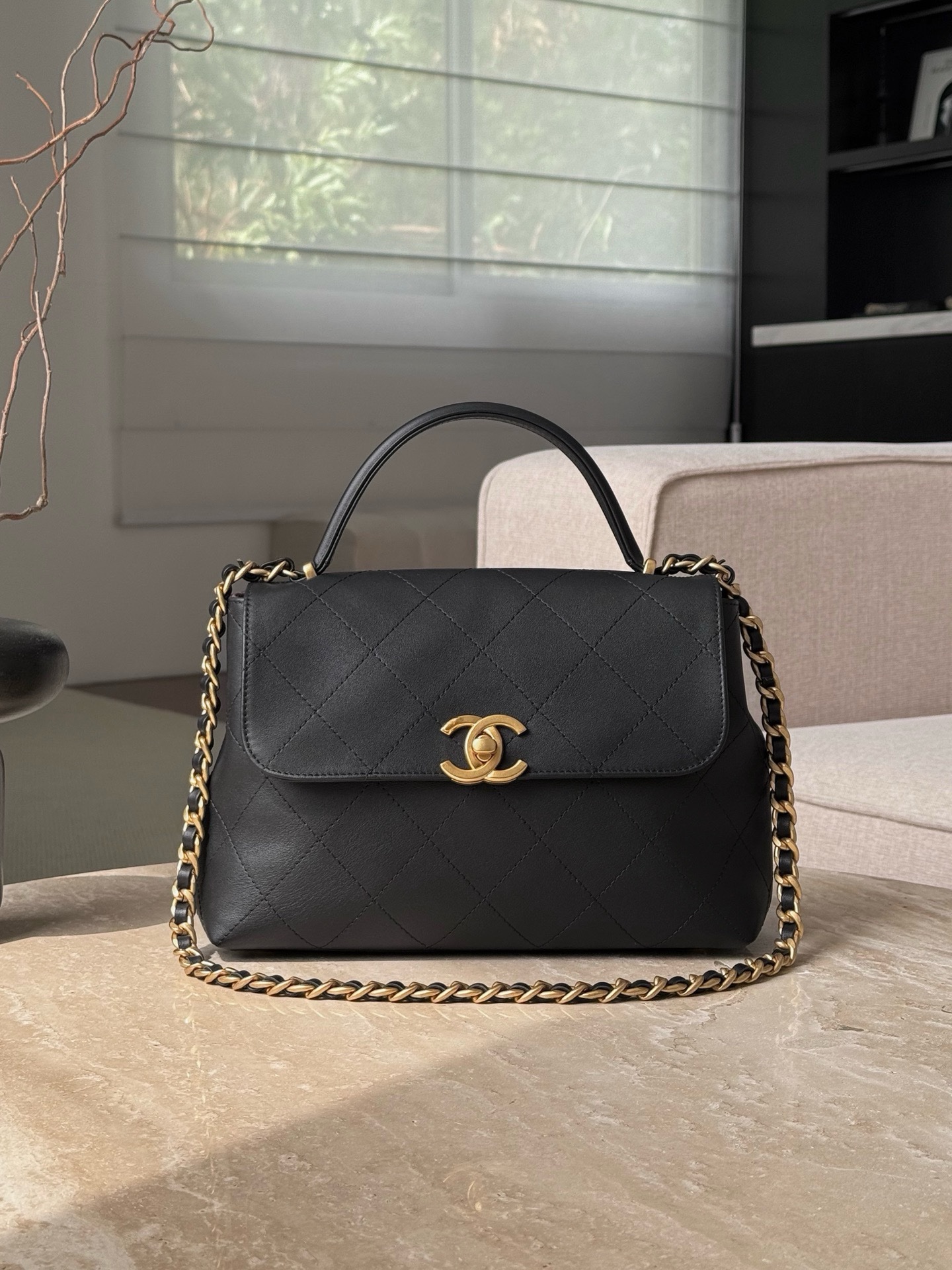 Chanel Flap Bag with Top Handle in black lambskin leather 10321 25S Size 20.5x28x9.5cm