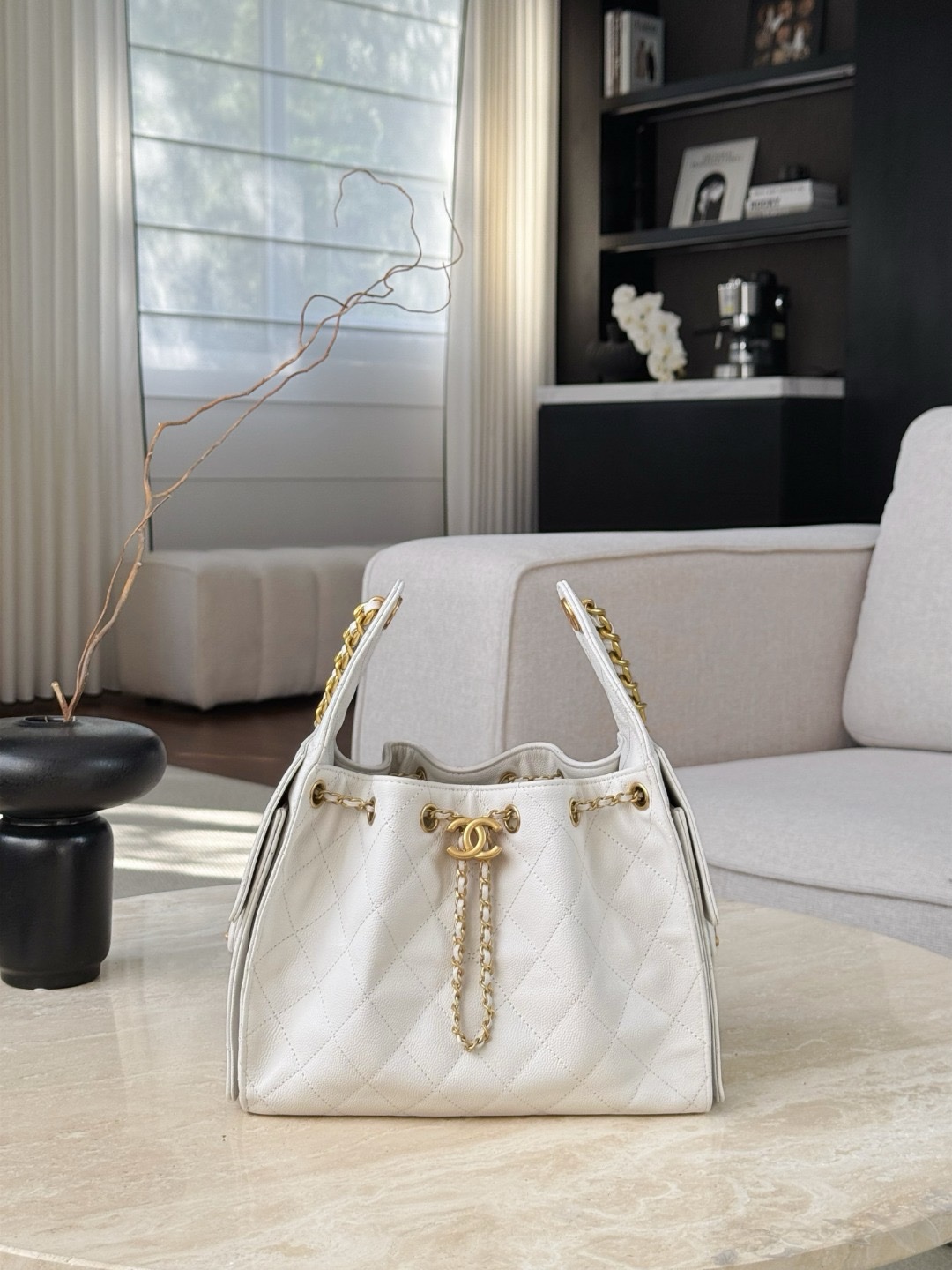 Chanel 10315 25S Small Hobo Bag in white caviar leather with antique gold hardware Size 26x30x14cm