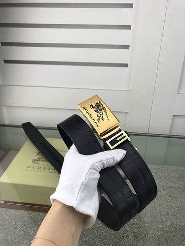 Burberry leather belt with a gold-tone Equestrian Knight logo buckle