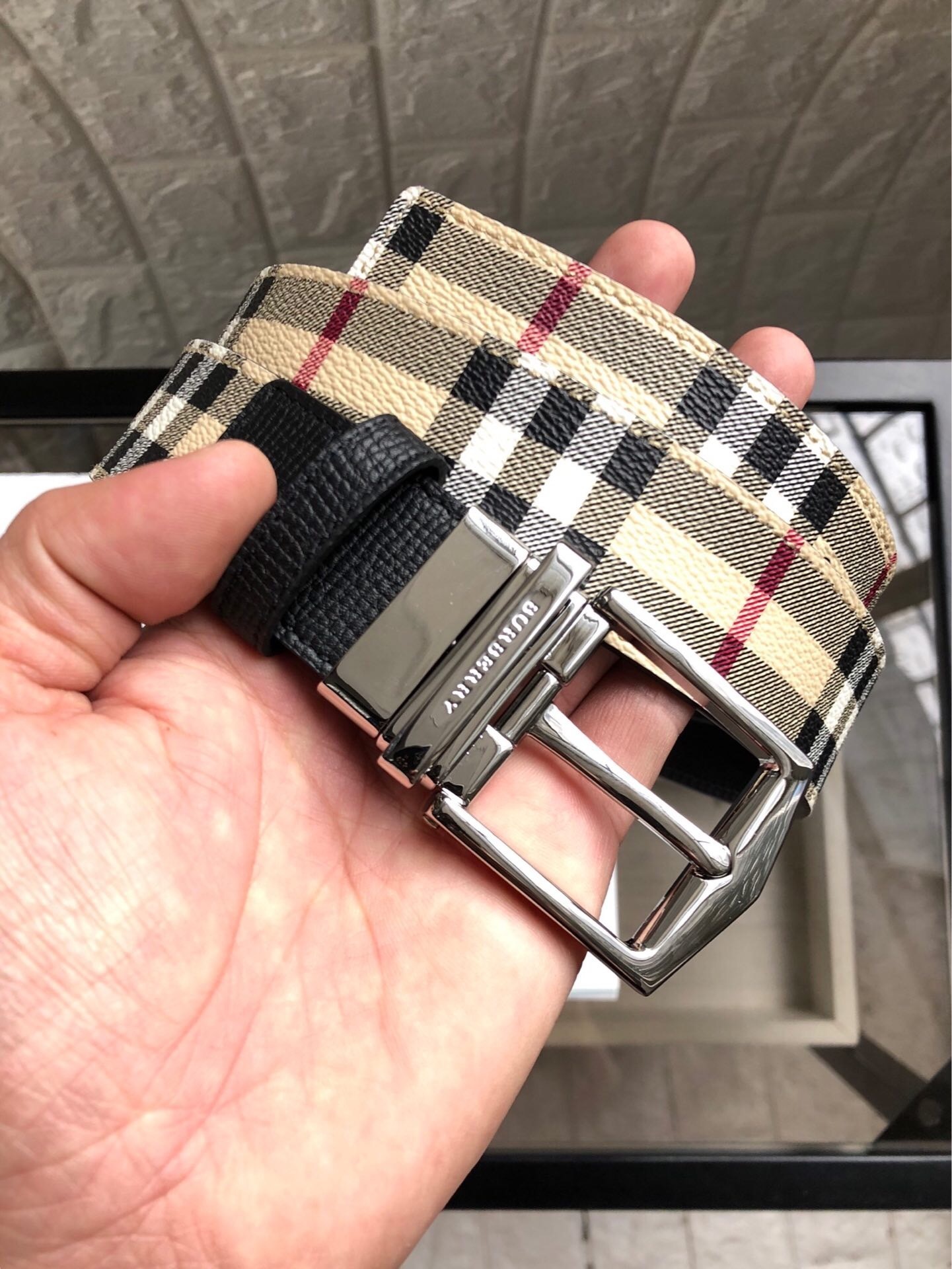 Burberry Reversible Vintage Check E-canvas and Leather Belt