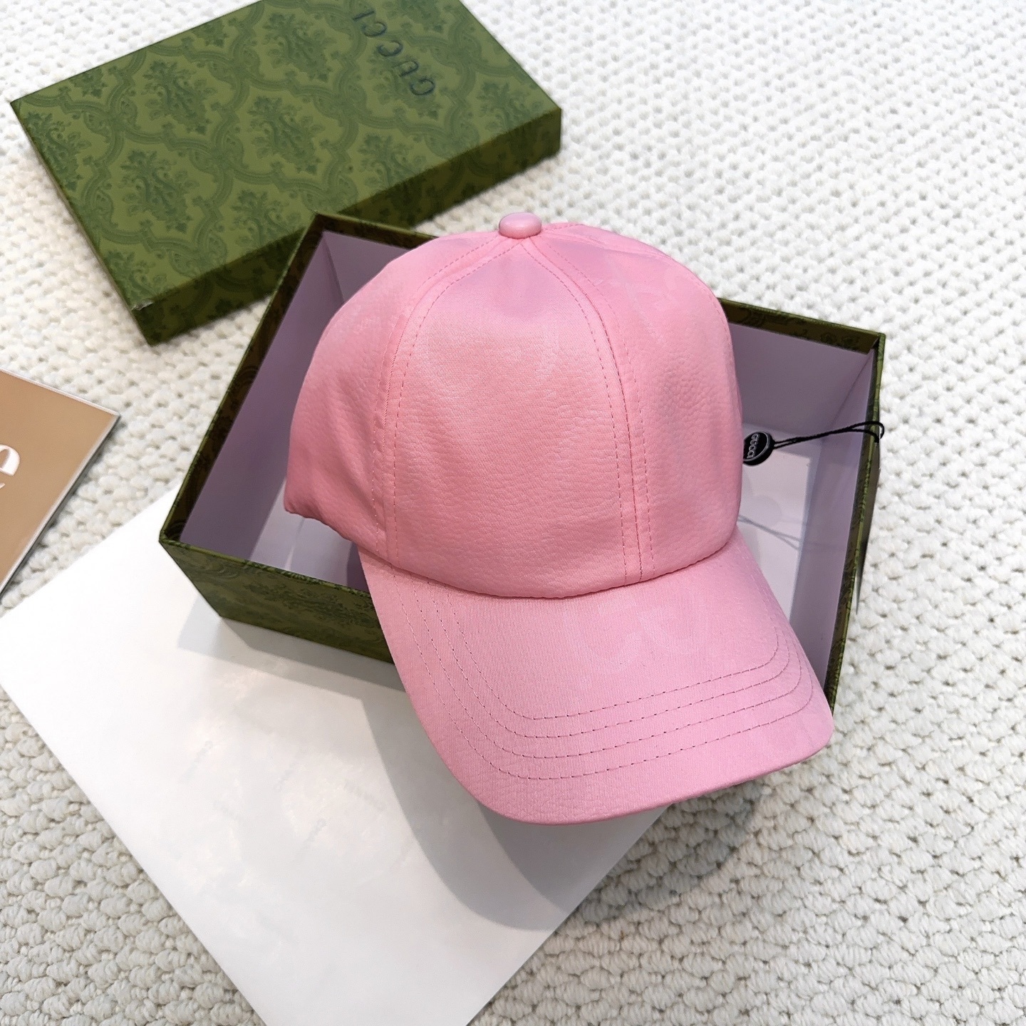 Gucci  pink leather baseball cap