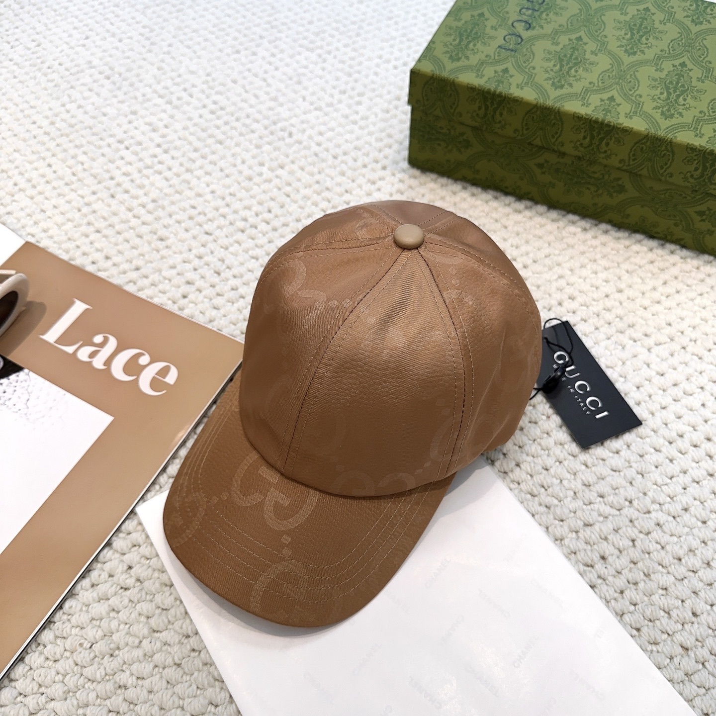 Gucci GG canvas baseball hat in beige/brown