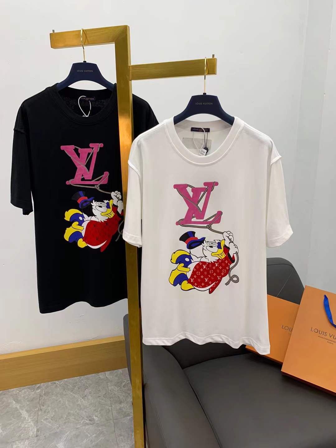 LV t-Shirt