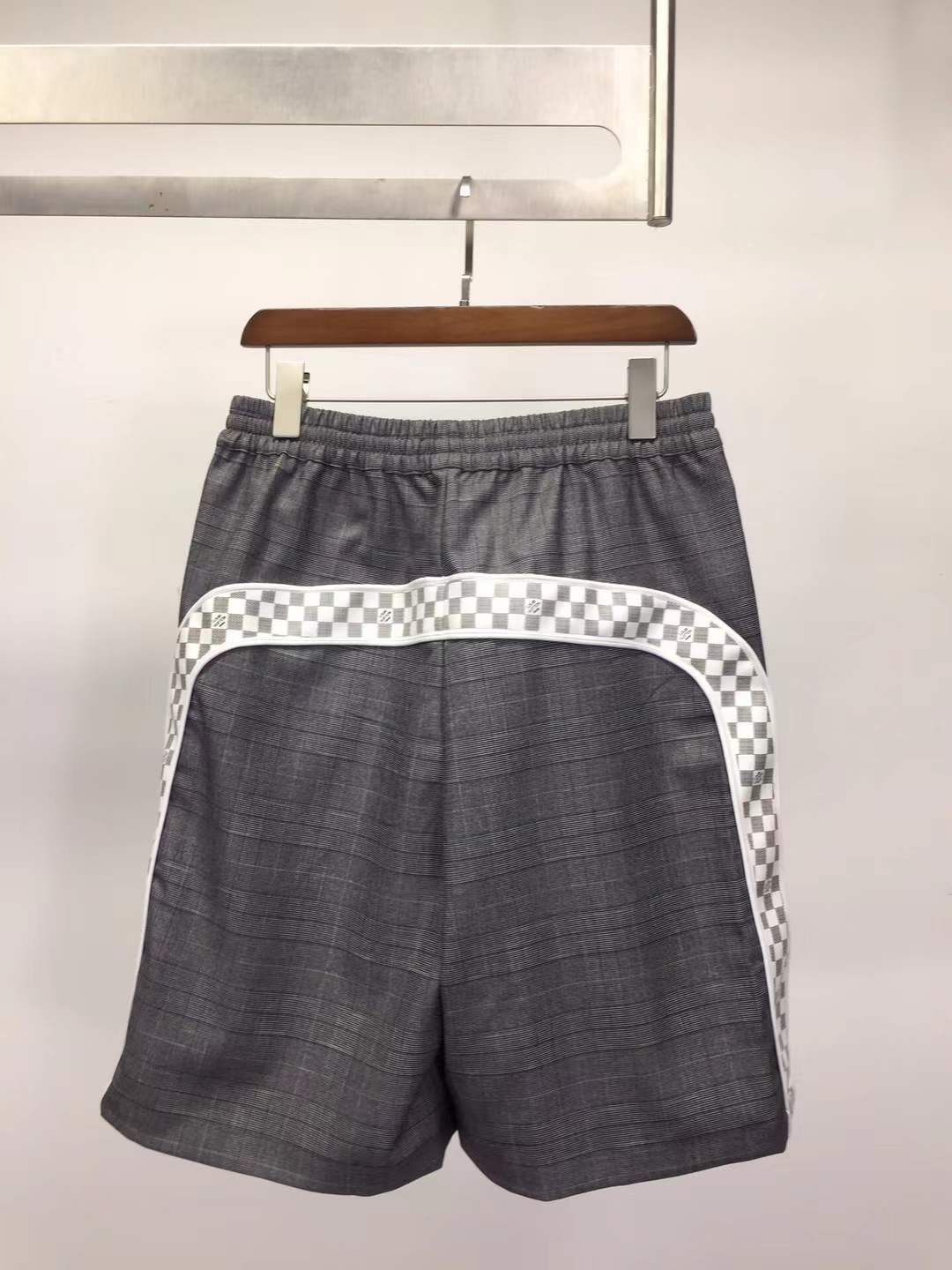 LV Damier Cotton Casual Shorts in a grey color