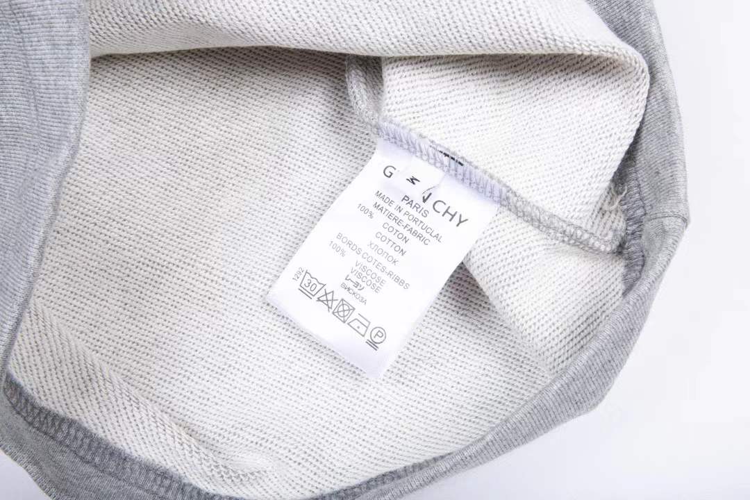 givenchy adidas Originals Essential Shorts in gray