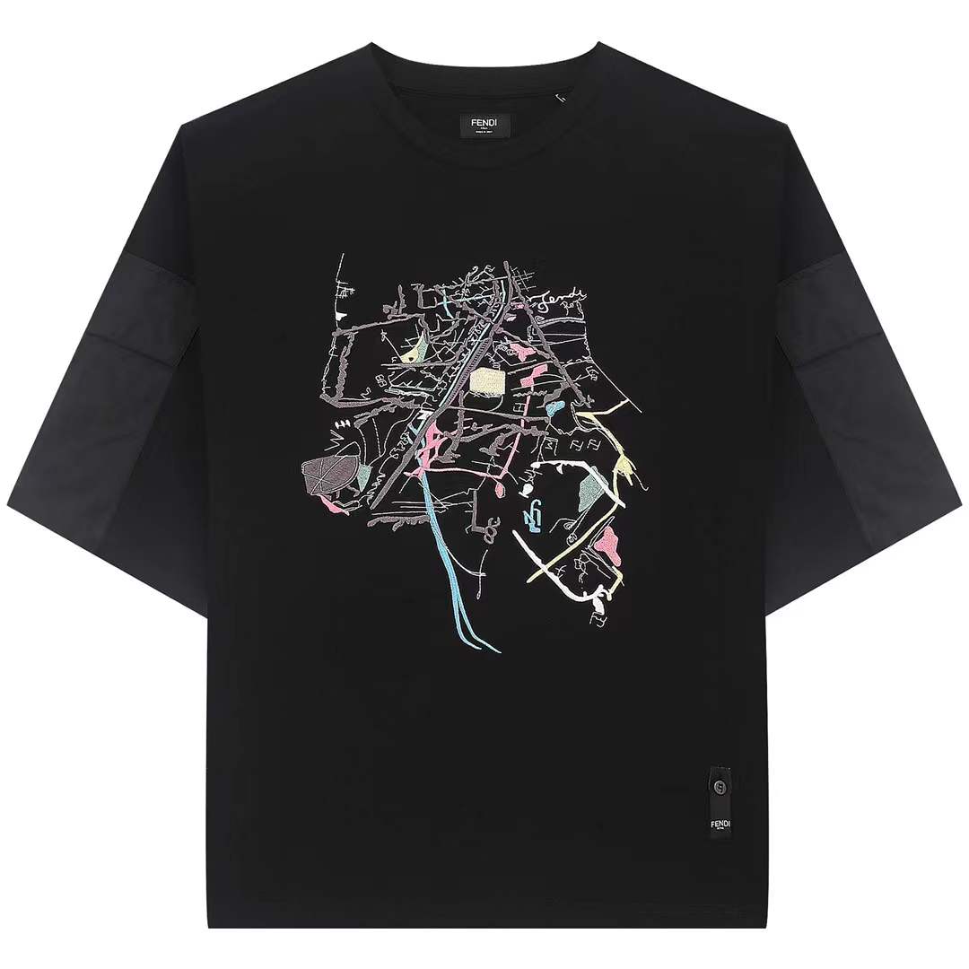 Fendi short-sleeve black t-shirt with a graphic print.