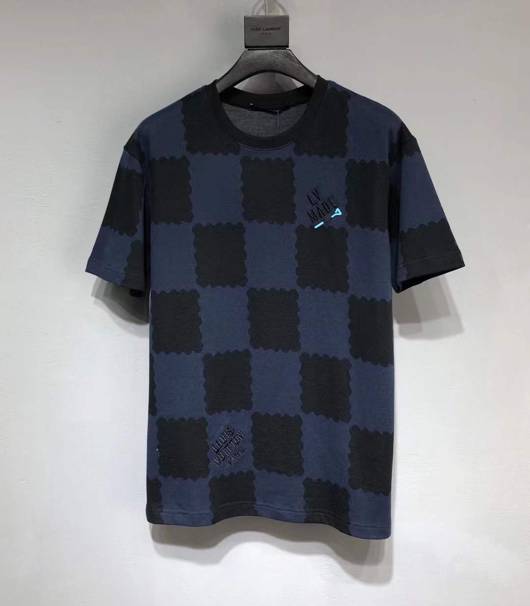 LV t-Shirt