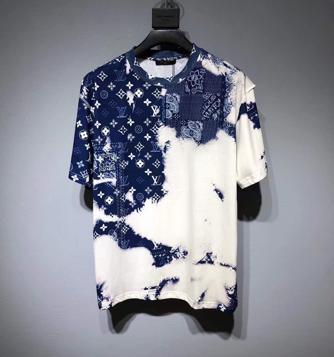 LV t-Shirt