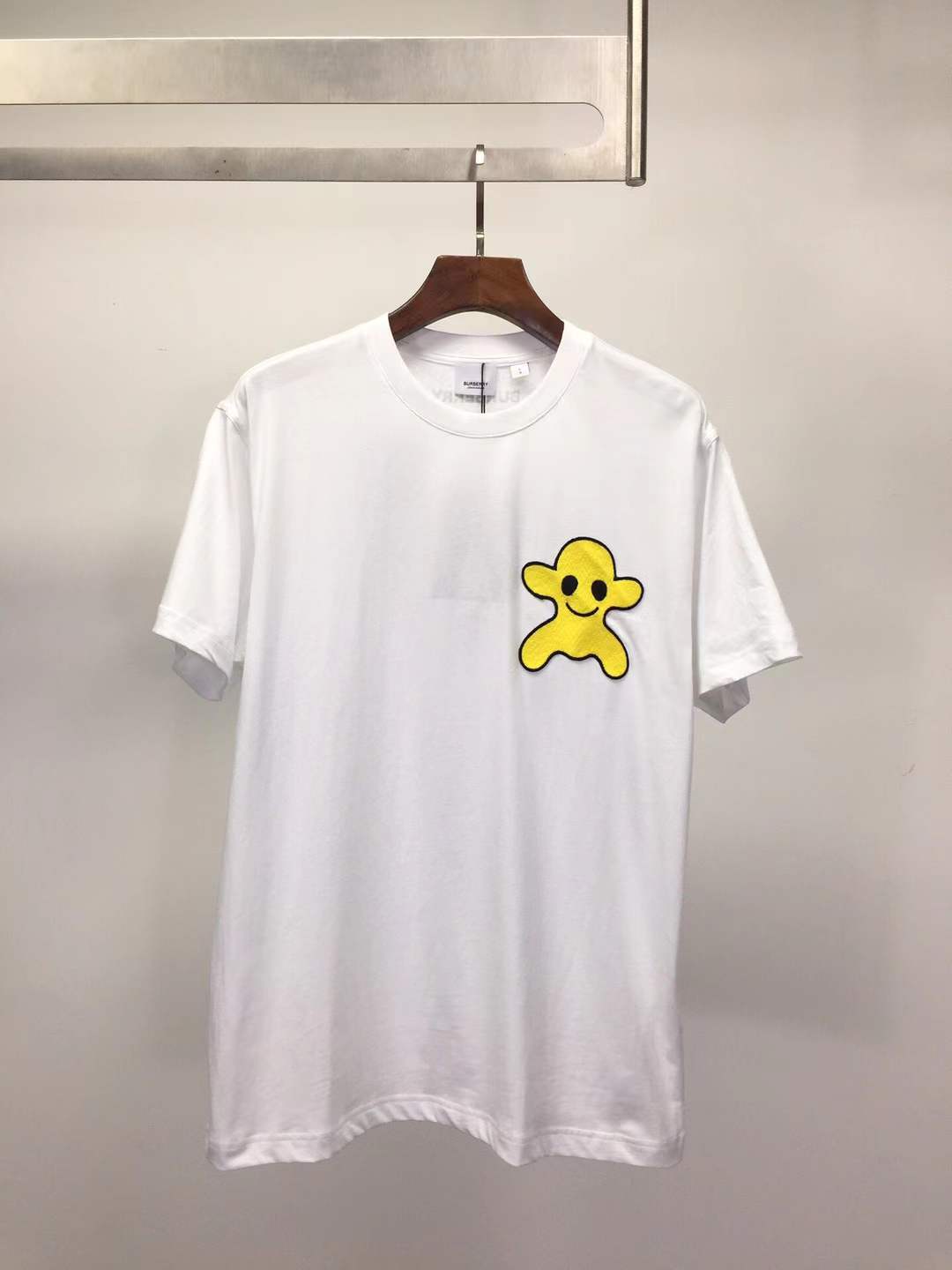 burberry t-shirt white