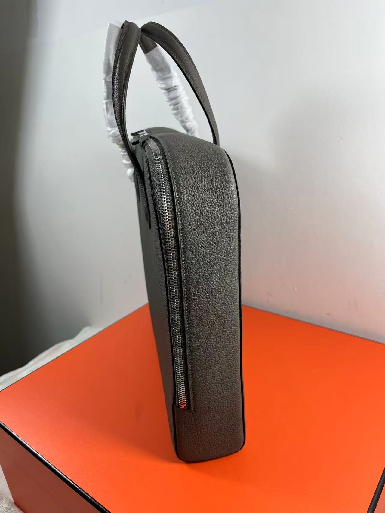 Hermes Victoria Light leather briefcase