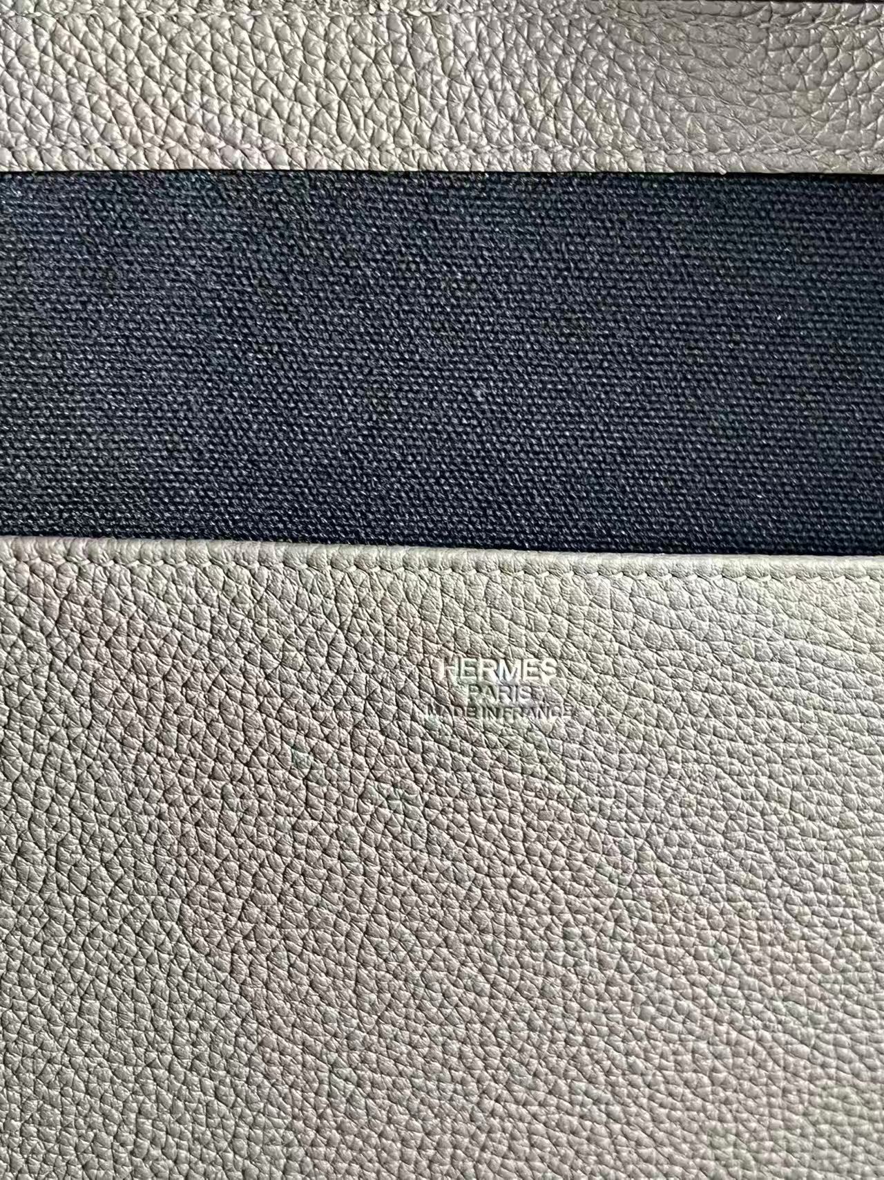 Hermes Victoria Light leather briefcase
