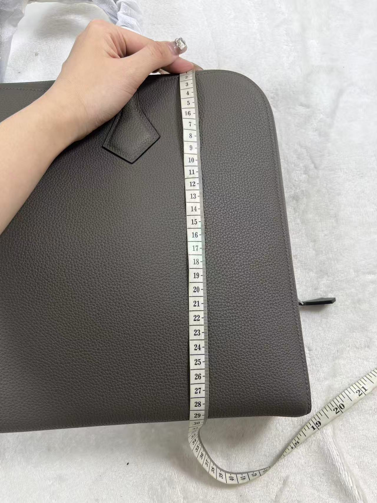 Hermes Victoria Light leather briefcase