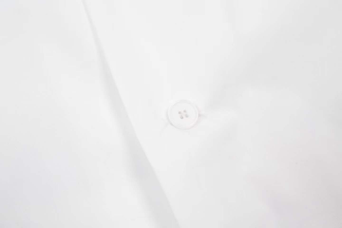 givenchy  logo-print cotton-poplin bowling shirt in white.