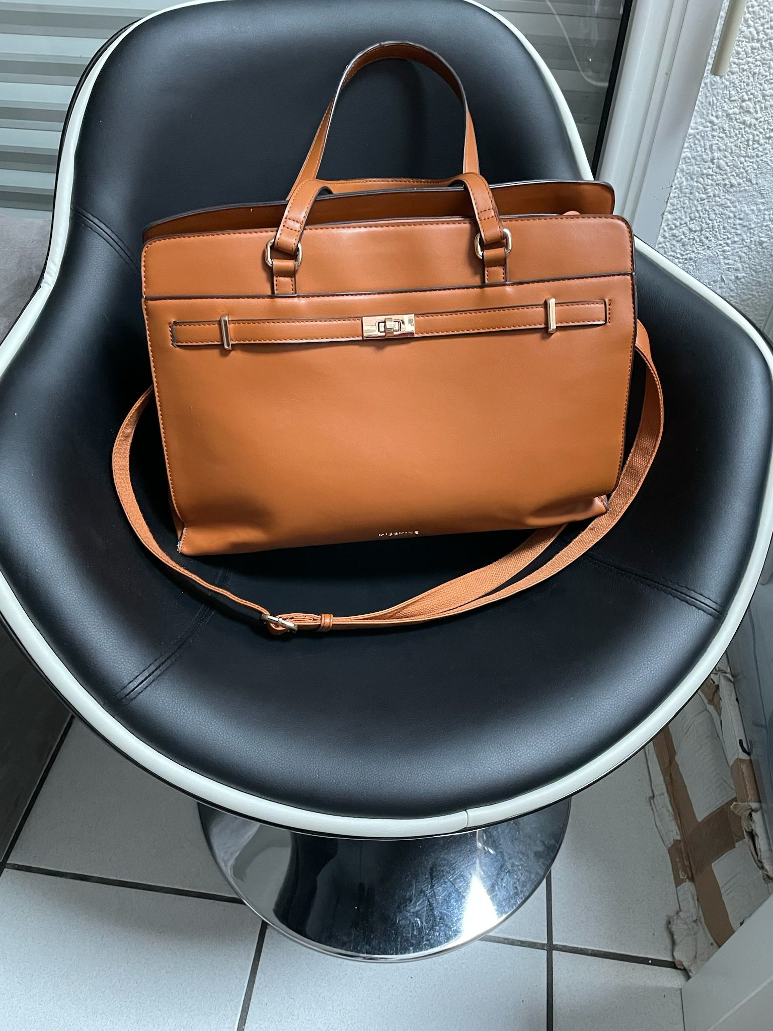 Hermès Kelly Sellier 25 handbag in gold Epsom leather with palladium hardware