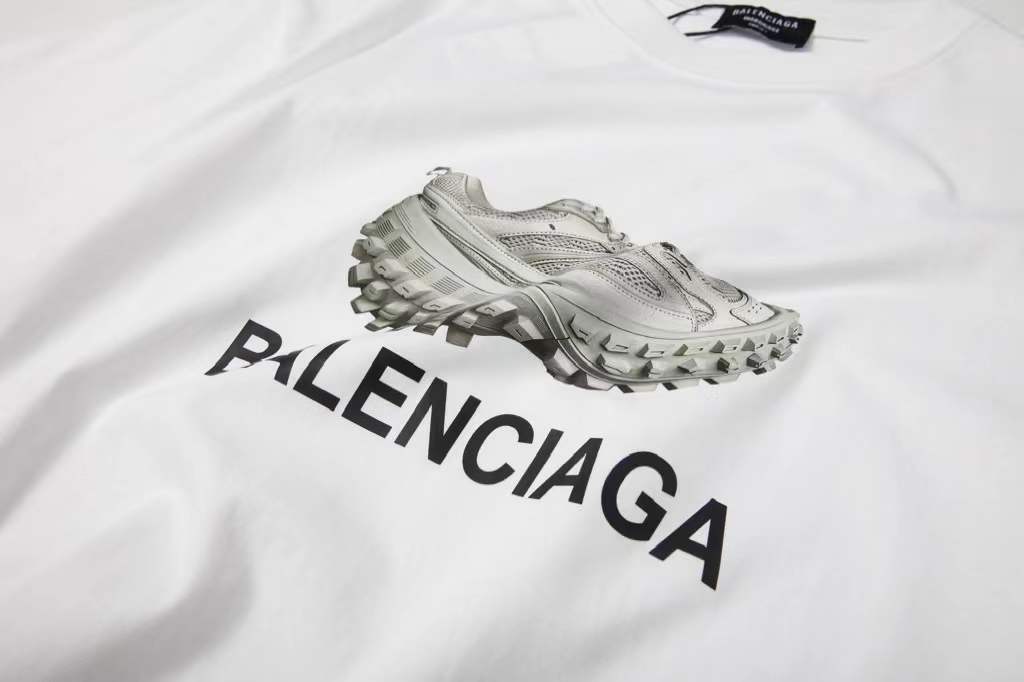 Balenciaga Mirror Balenciaga T-shirt in white cotton