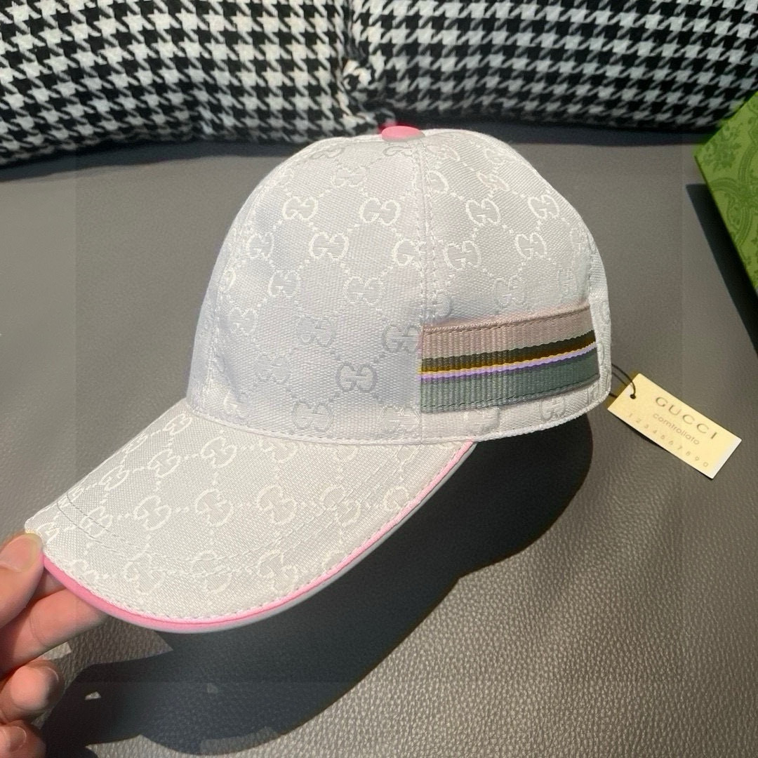 Gucci baseball cap White