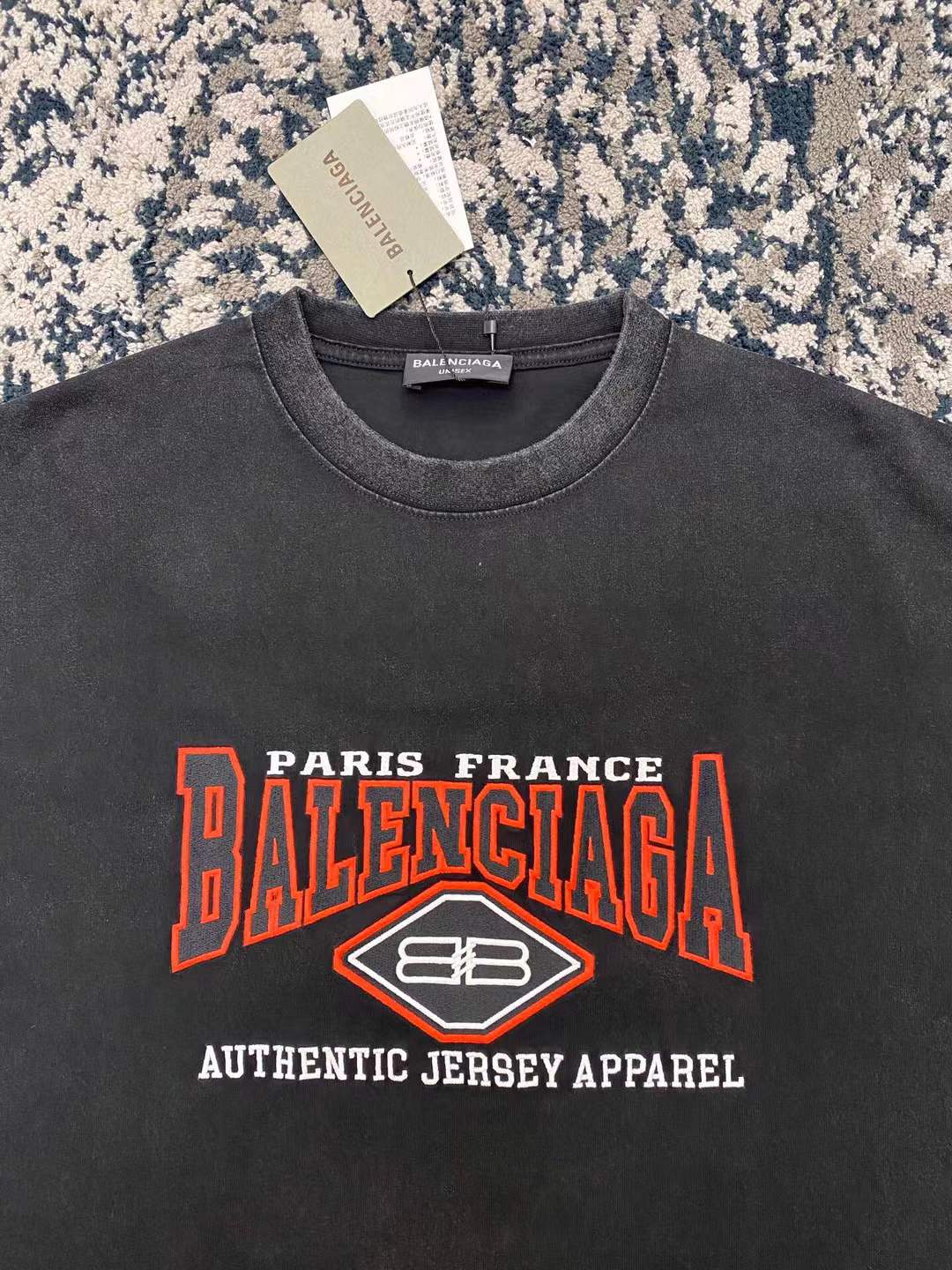 Balenciaga BB cotton T-shirt in faded black