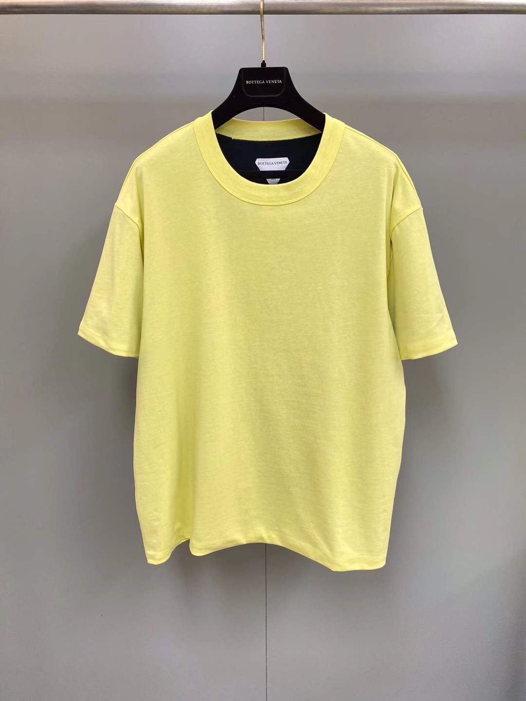 Bottega Venta fluorescent yellow logo short-sleeve t-shirt