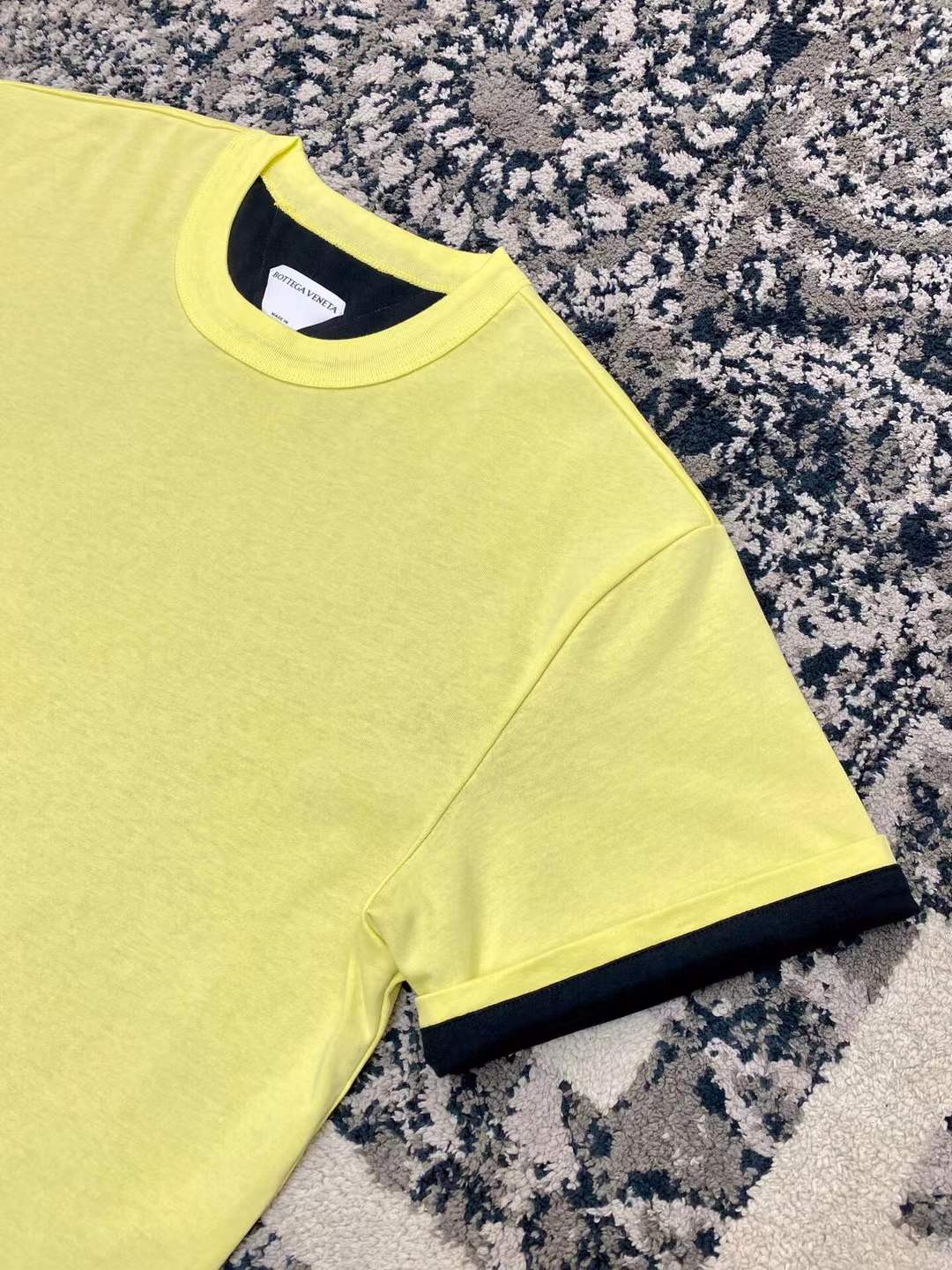 Bottega Venta fluorescent yellow logo short-sleeve t-shirt