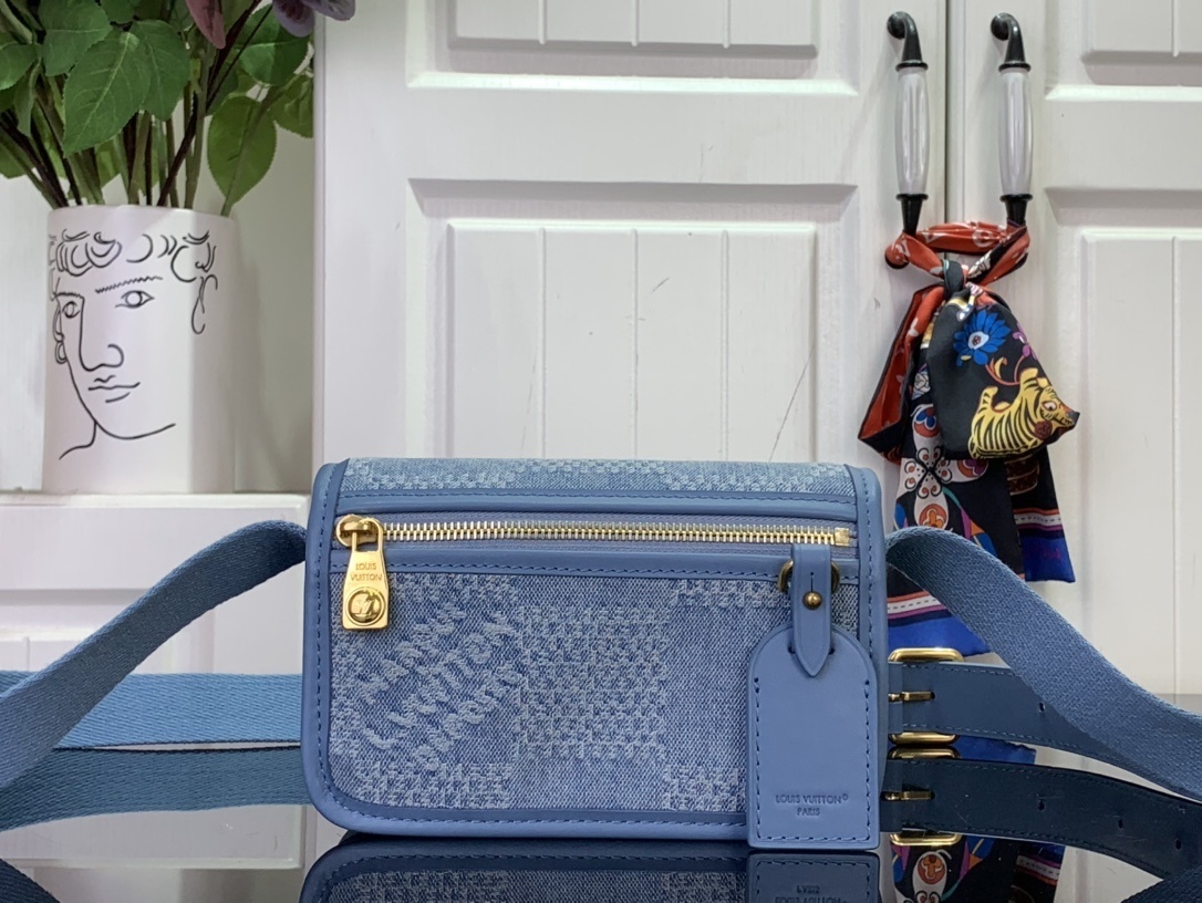 LV Bosphore Wearable Wallet in Damier Denim 3D cotton canvas.