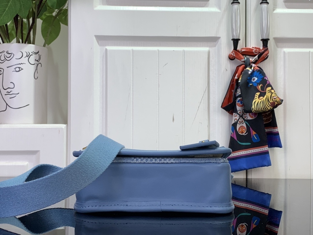 LV Bosphore Wearable Wallet in Damier Denim 3D cotton canvas.