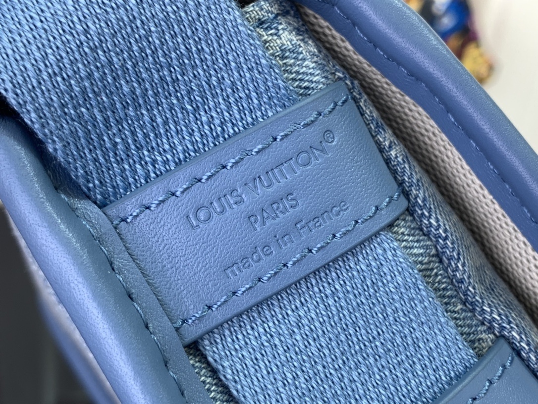 LV Bosphore Wearable Wallet in Damier Denim 3D cotton canvas.