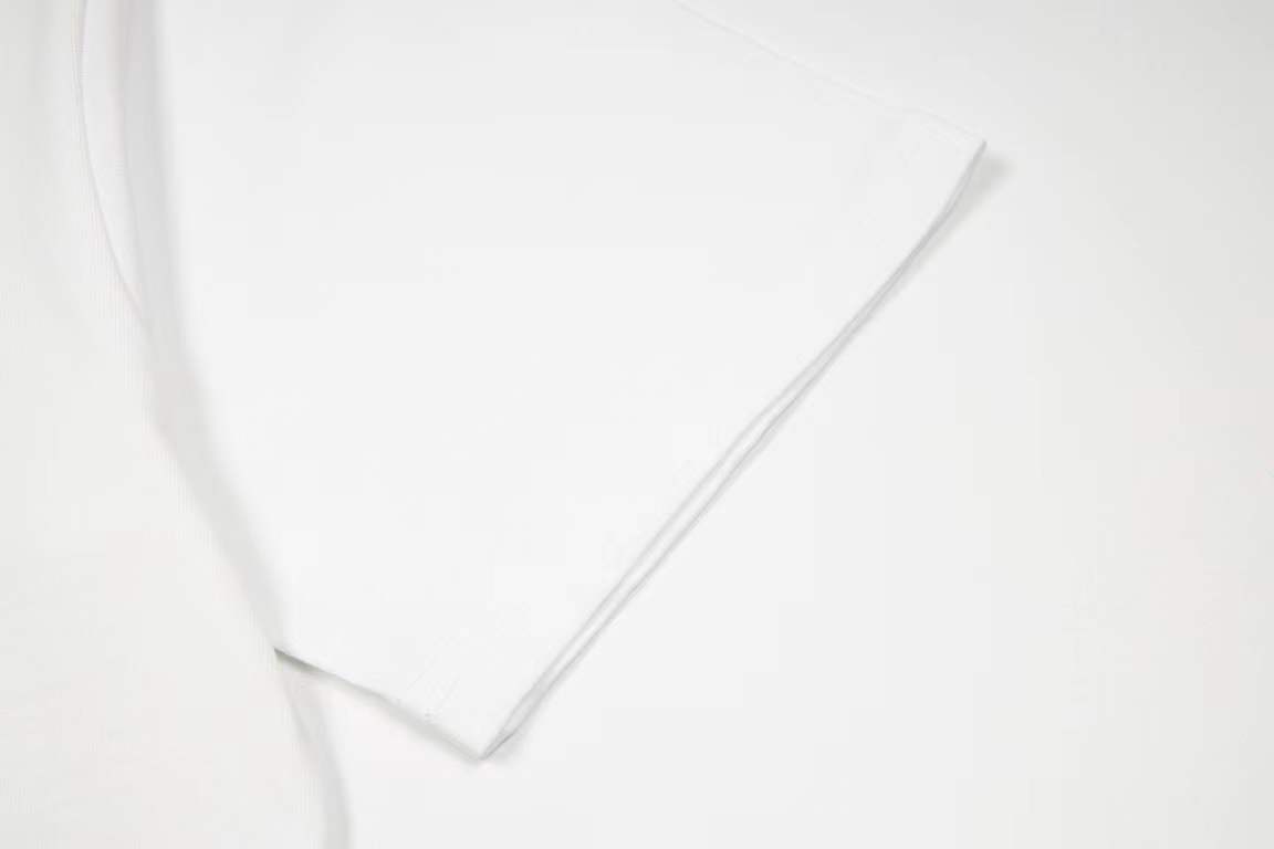 Fendi kids' white cotton t-shirt with a green teddy bear graphic print