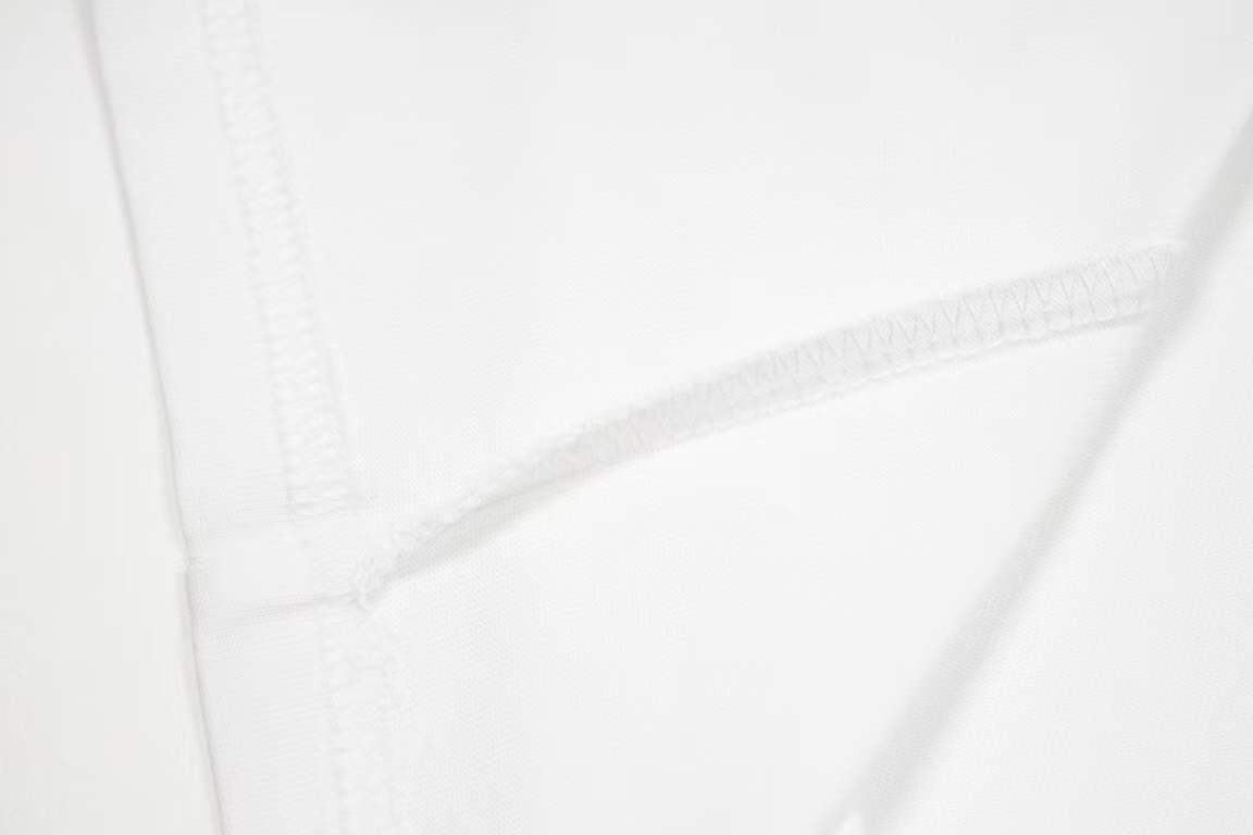 Fendi kids' white cotton t-shirt with a green teddy bear graphic print